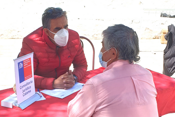 Consultorio Jurídico de Calama presente en Gobierno en Terreno realizado en la localidad de Ayquina