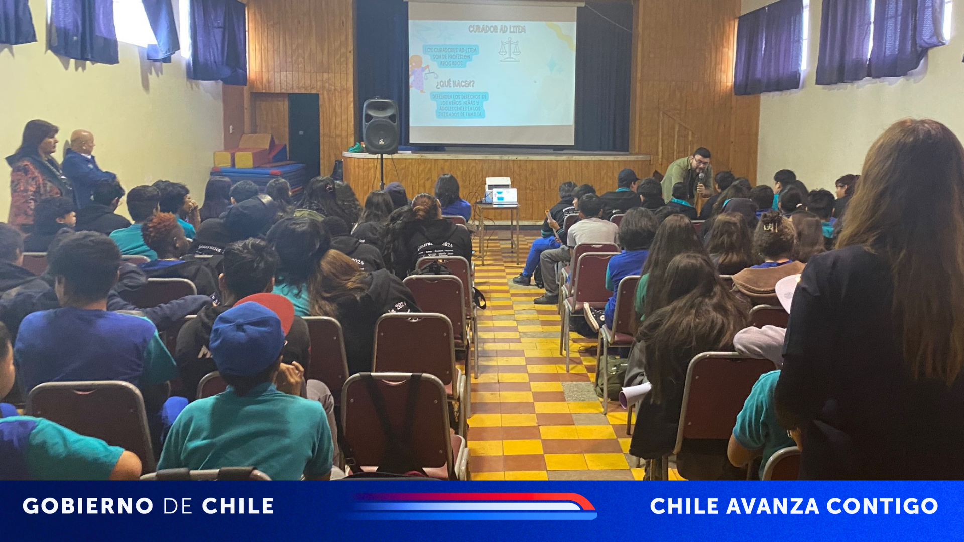 Estudiantes de la Escuela Arturo Prat Chacón E-12 de Tocopilla participan en charla de la CAJTA